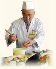 総料理長　村上吉考