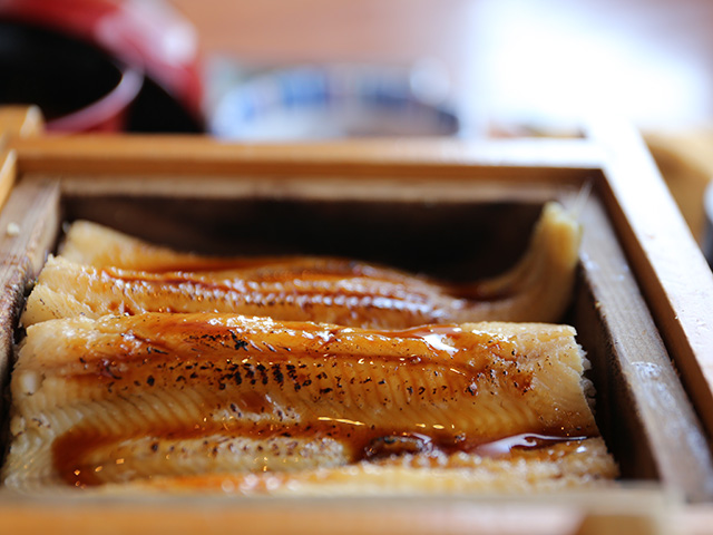 蒸し穴子めし